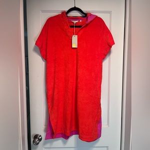 Boden women’s size US 6r pool/beach cover up with hood and pockets. Color Red